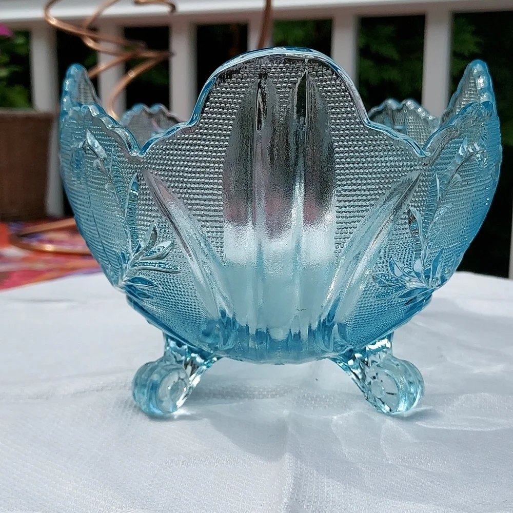 Vintage Jeannette mid century Pressed Glass Blue Footed Hombre  Compote Bowl MCM - Picture 10 of 17